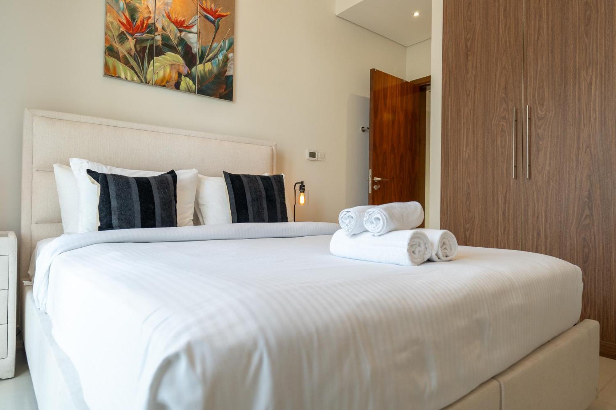Heaven Crest Vacation Homes Downtown - Studio And 1 Bedroom Suites 2 Minute Walk To Dubai Mall And Burj Khalifa Exterior foto